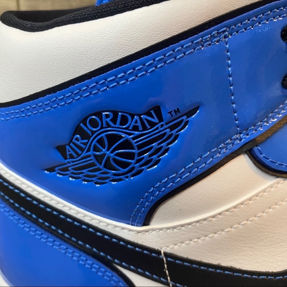 Jordan 1 Mid SE ‘Signal Blue’ - Picture 7 of 7